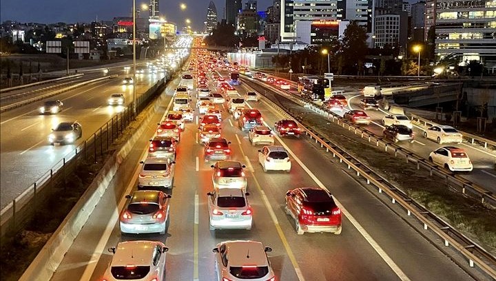 2025 yılı Motorlu Taşıtlar Vergisi (MTV): MTV ilk taksit ödemesi için son saatler (Hangi araç sahibi ne kadar ödeyecek?)