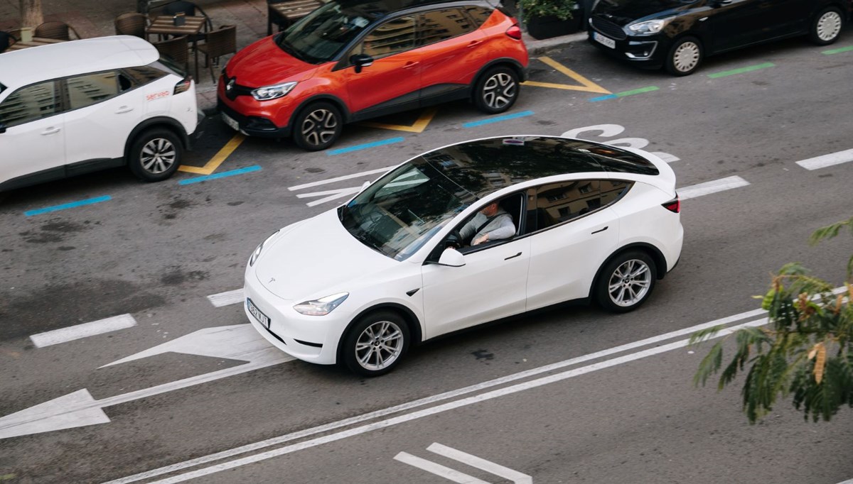 Tesla’nın geliri ve karı beklentileri karşılayamadı