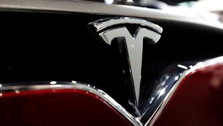 Tesla’da düşüş sürüyor: Teslimatlar ikinci çeyrekte yüzde 13,5 azaldı